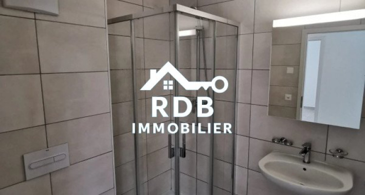 Appartement / condominium de 1 chambre et 1 salle de bain image 7