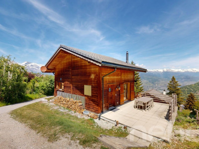 Charmant chalet à Haute-Nendaz avec vue imprenable image 2