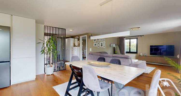 Modernisiertes Einfamilienhaus mit Designküche und Wintergarten image 9