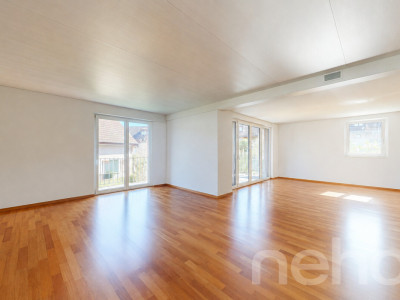 Stilvolle 3.5-Zimmer-Wohnung mit Balkon in MINERGIE-Überbauung image 2