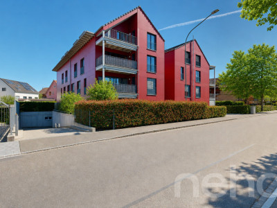 Stilvolle 3.5-Zimmer-Wohnung mit Balkon in MINERGIE-Überbauung image 3