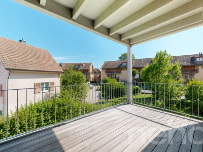 Stilvolle 3.5-Zimmer-Wohnung mit Balkon in MINERGIE-Überbauung image 7