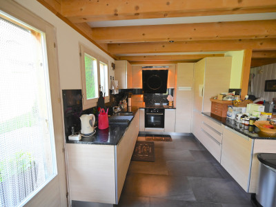 LETIVAZ - SUPERBE CHALET DE TROIS APPARTEMENTS image 4