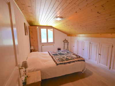 LETIVAZ - SUPERBE CHALET DE TROIS APPARTEMENTS image 5