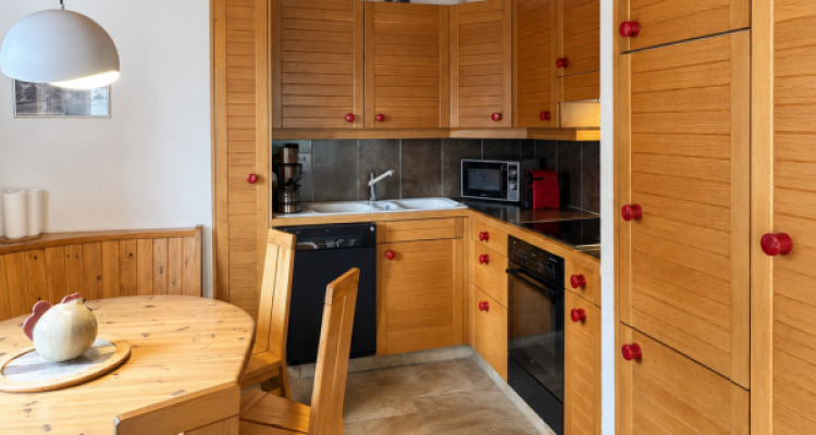 Appartement confortable idéalement placé à louer à la saison 26-27 ! image 8