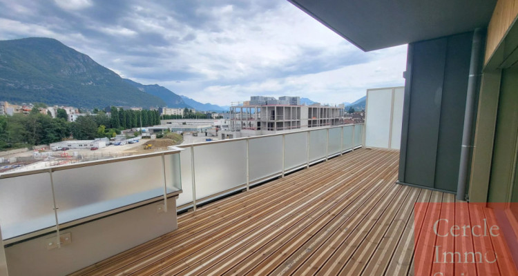 APPARTEMENT T4 DEXCEPTION EN ATTIQUE ? 113 m² ? DERNIER ÉTAGE ? GRANDE TERRASSE ? ANNECY-LE-VIEUX PROCHE DU LAC image 2