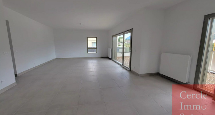 APPARTEMENT T4 DEXCEPTION EN ATTIQUE ? 113 m² ? DERNIER ÉTAGE ? GRANDE TERRASSE ? ANNECY-LE-VIEUX PROCHE DU LAC image 3