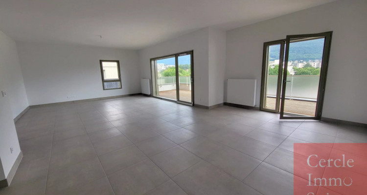 APPARTEMENT T4 DEXCEPTION EN ATTIQUE ? 113 m² ? DERNIER ÉTAGE ? GRANDE TERRASSE ? ANNECY-LE-VIEUX PROCHE DU LAC image 4