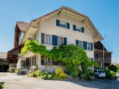 EXCLUSIVITE : Ancienne ferme avec potentiel de création de plusieurs logements image 1