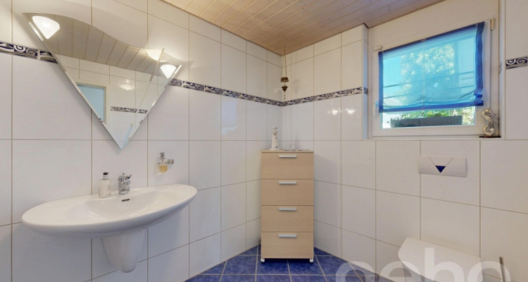 Stilvolles Zuhause mit unverbaubarer Aussicht und Pool image 8
