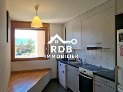 Appartement de 5 pièces au 1er étage situé à Le Grand-Saconnex 1218 image 3