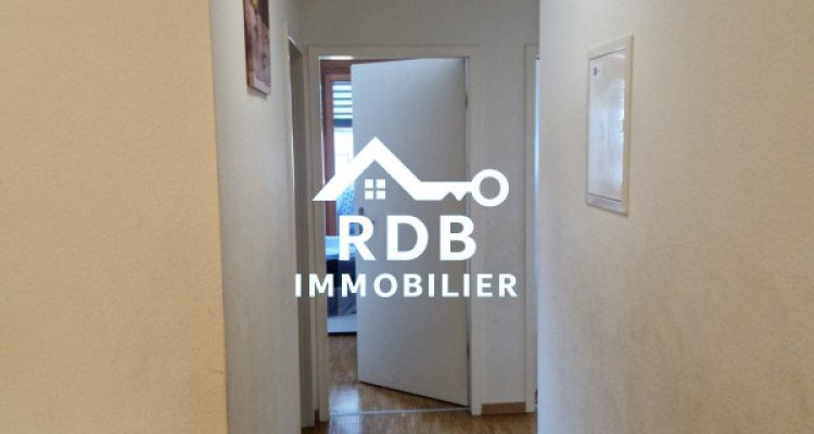 Appartement de 5 pièces au 1er étage situé à Le Grand-Saconnex 1218 image 4