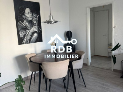 Appartement de 3 pièces au 5ème étage situé à Onex 1213 image 3
