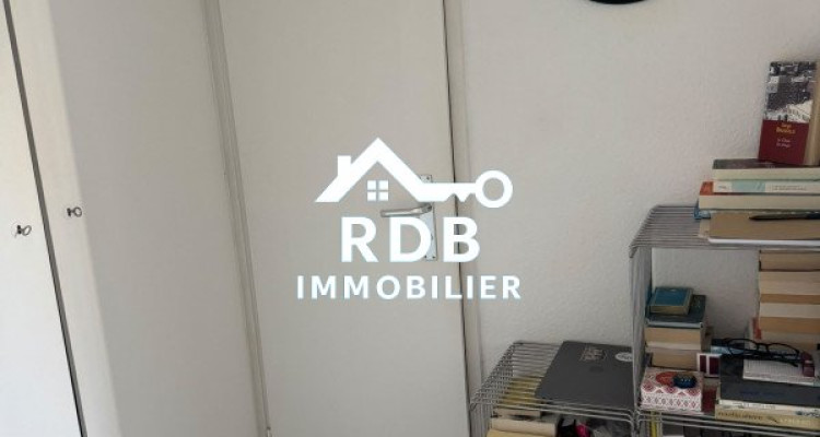 Appartement de 3 pièces au 5ème étage situé à Onex 1213 image 7