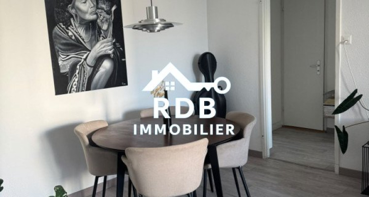 Appartement de 3 pièces au 5ème étage situé à Onex 1213 image 3
