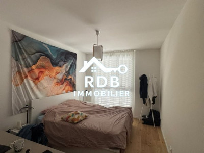 Appartement de 4 pièces au 2ème étage situé à Troinex 1256 image 6