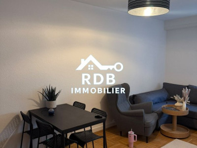 Appartement de 4 pièces au 1er étage situé à Acacias 1227 image 3