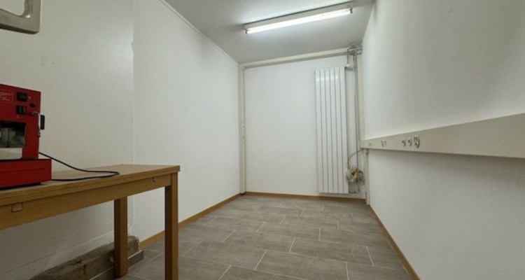 En exclusivité - Immeuble mixte au coeur des Ponts-de-Martel image 3