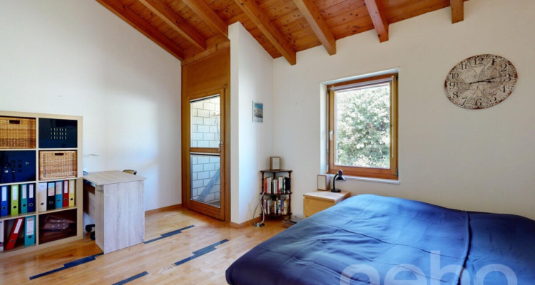 5.5-Zimmer Reihenhaus mit hervorragendem Wohn-Setup und Weitsicht image 9