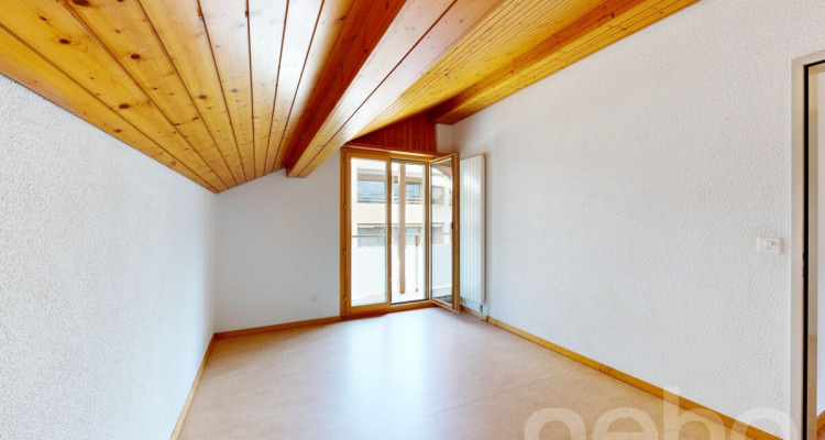 Charmante Dachgeschosswohnung mit Seesicht und zwei Balkonen image 7