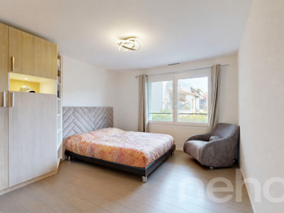 Appartement Minergie avec balcon, box double et local indépendant image 9