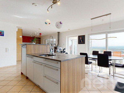 Maison passive avec studio, piscine et vue dégagée image 7