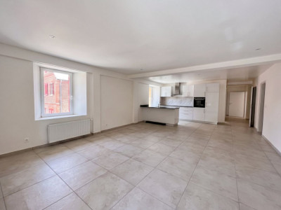 Appartement B - 2,5 pièces, avec balcon - Cadre agréable à Couvet image 1