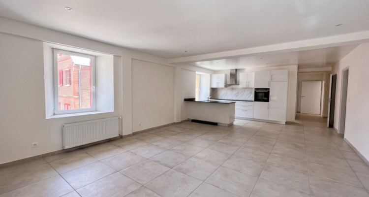 Appartement B - 2,5 pièces, avec balcon - Cadre agréable à Couvet image 1