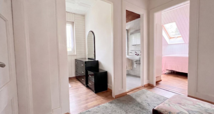 Charmante villa individuelle de 5,5 pièces, avec jardin et garage image 2