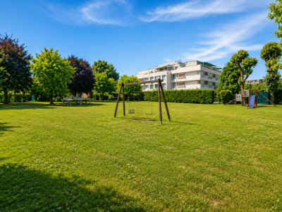 Maison contigue avec jardin privatif au sein dun parc privé exclusif image 3