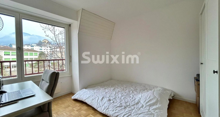 Appartement de charme à deux pas du Lac ! image 6