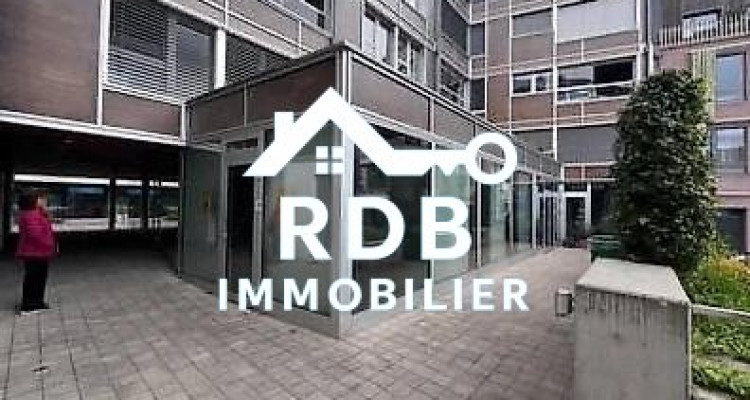LOCAL COMMERCIAL TRÈS BIEN SITUÉ À  MORGES image 1