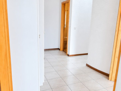 À louer – Superbe maison familiale de 6.5 pièces avec terrasse au cœur de Lens image 6
