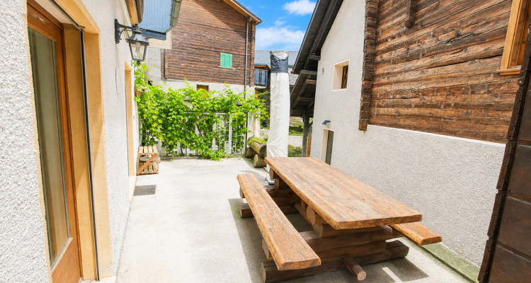 À louer – Superbe maison familiale de 6.5 pièces avec terrasse au cœur de Lens image 13