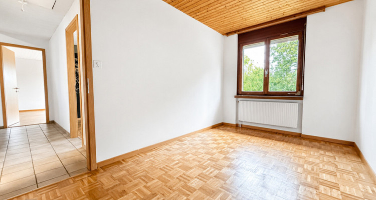 Traumhaus in Seenähe  Freistehendes Einfamilienhaus mit grossem Garte image 8