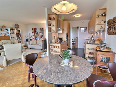Superbe appartement en étage élevé avec piscine en viager occupé sans rente image 6