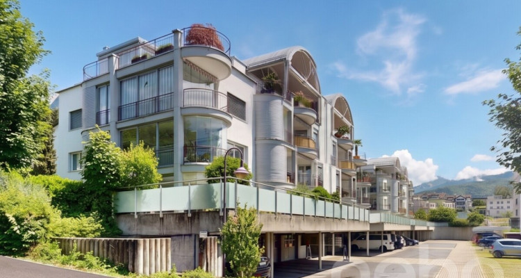 2.5-Zimmerwohnung mit Terrasse und viel Gestaltungspotenzial image 1