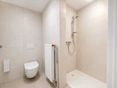 Magnifique 4,5 pièces entièrement rénové de 97 m² au coeur de Rossemaison image 5