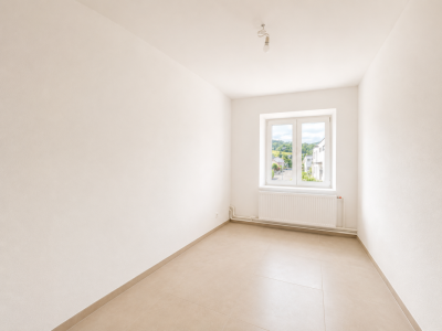 Magnifique 4,5 pièces entièrement rénové de 97 m² au coeur de Rossemaison image 6