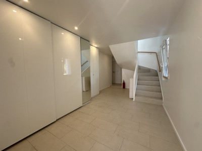 Appartement en triplex dans maison villageoise de caractère image 5