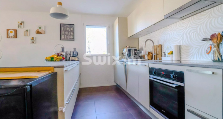 Exclusivité ! Vivez dans un village & confort : Appartement 5.5 pièces, moderne avec grande terrasse, moins de 7 minutes de la gare ! image 4
