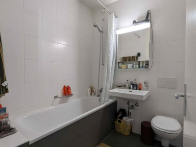 BEL APPARTEMENT 4 PIÈCES AU CENTRE DE GENÈVE image 8