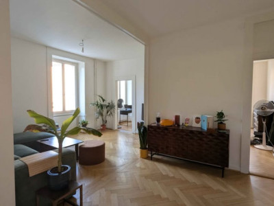 BEL APPARTEMENT 4 PIÈCES AU CENTRE DE GENÈVE image 1