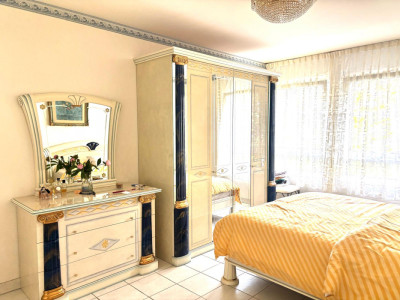 Très beau 5.5 pièces entièrement meublé avec balcon au Petit-Saconnex/Genève image 8