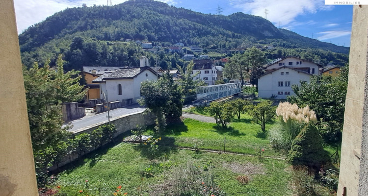 A VENDRE - BRAMOIS : En face du pont historique, 4.5 pièces avec jardin  image 3