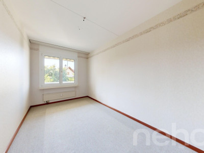 Praktische 4-Zimmerwohnung mit grossem Balkon im Längi-Quartier image 9