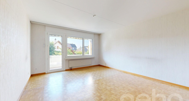 Praktische 4-Zimmerwohnung mit grossem Balkon im Längi-Quartier image 1