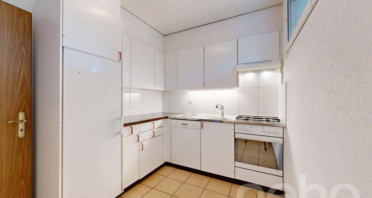Praktische 4-Zimmerwohnung mit grossem Balkon im Längi-Quartier image 4