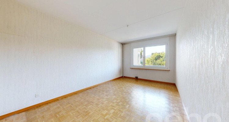 Praktische 4-Zimmerwohnung mit grossem Balkon im Längi-Quartier image 5