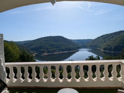 Envie de changer de vie ? Et si cette villa en France était faite pour vous ?  image 1